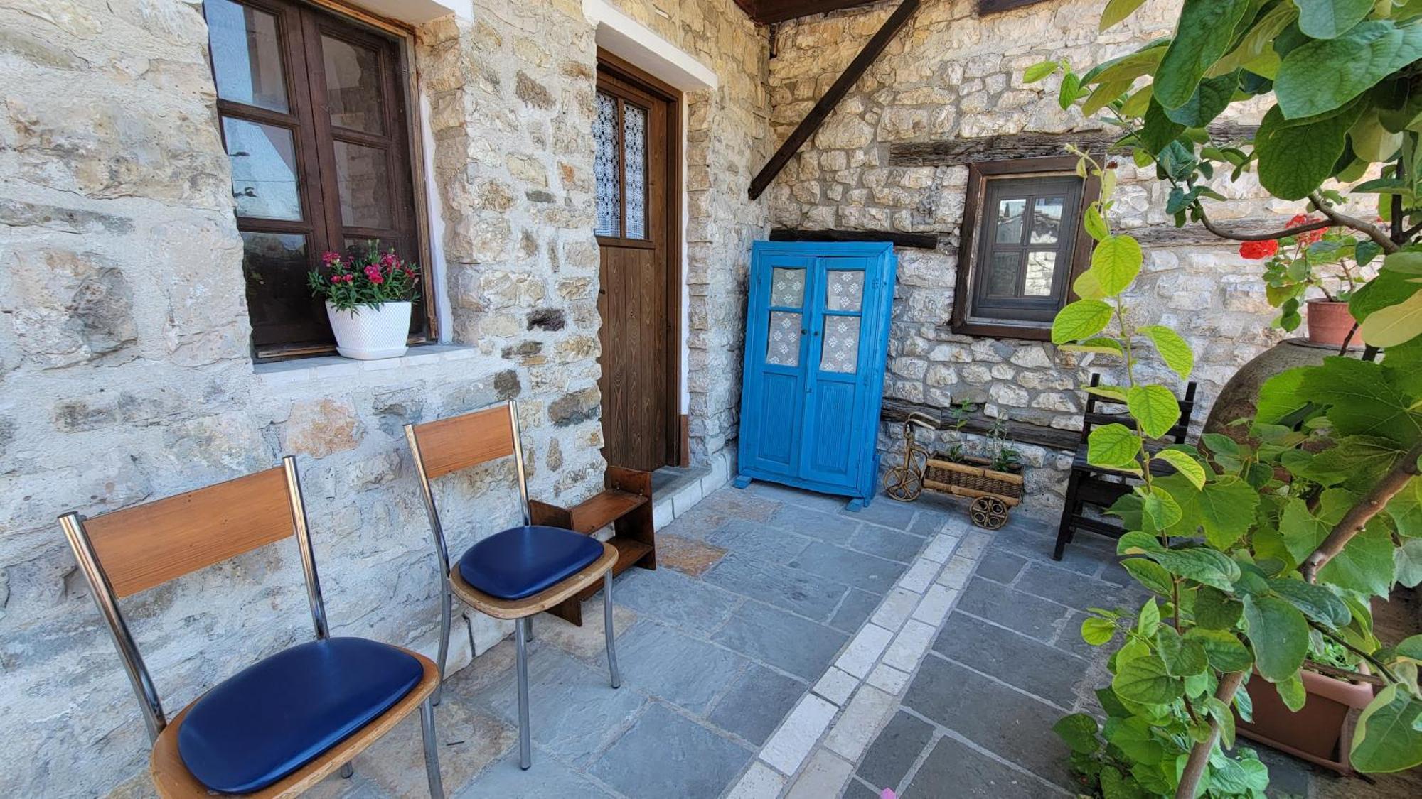 Guest House Mangalem Берат Екстер'єр фото